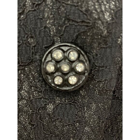 Chico’s Women Black Lace / Ponte Knit One Button Cropped Blazer Size 0 - Picture 8 of 12